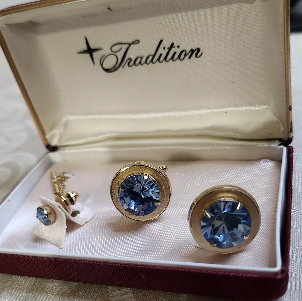 TRADITION Vintage 70's Cufflinks and Tie Pin Set New